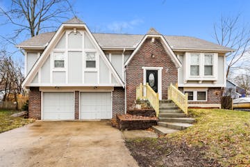 14835 S Locust St Olathe, KS 66062